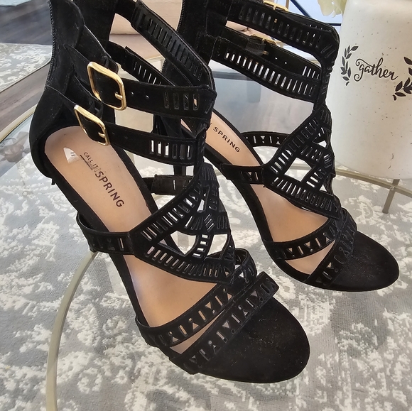 Call it Spring beautiful 👠 - Picture 8 of 12